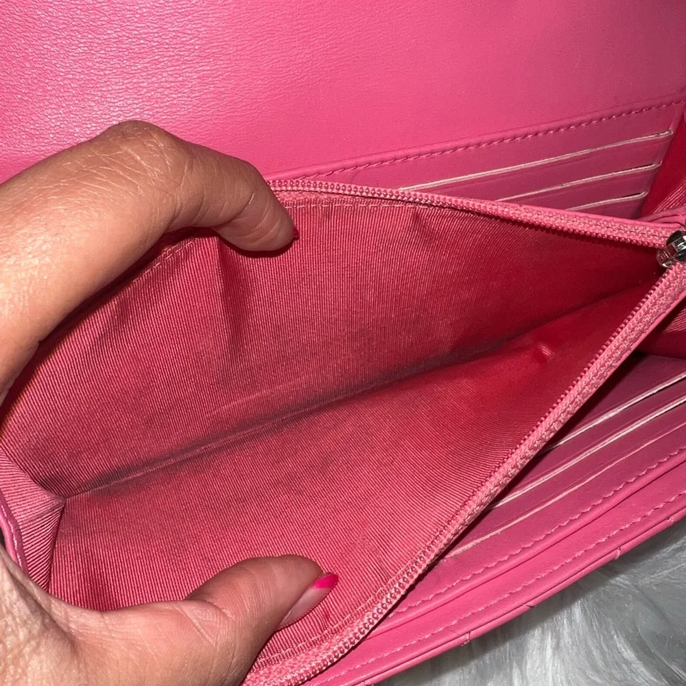 Chanel Bifold CC quilted Wallet - Picture 5 of 7